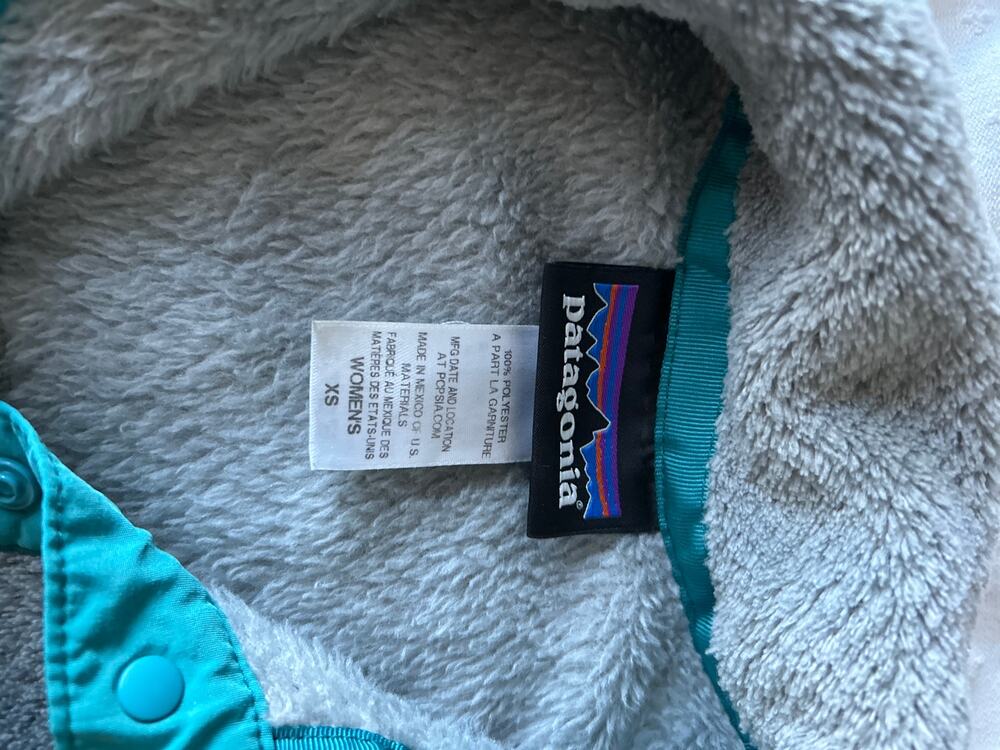Patagonia Women's Re-Tool Snap-T Fleece Pullover Birch White Turquoise XS